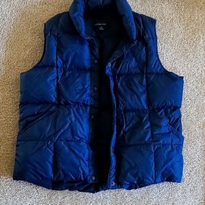 Navy puffer vest